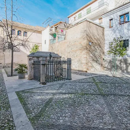 Gloria Bendita Apartment Granada